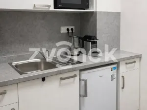 Pronájem kanceláře, Zlín, třída Tomáše Bati, 36 m2