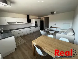 Pronájem bytu 3+kk, Brno, Klíny, 130 m2