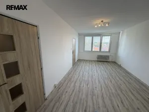 Prodej bytu 2+1, Počátky, Sídliště, 63 m2