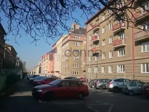 Pronájem bytu 3+1, Praha, Viklefova, 96 m2