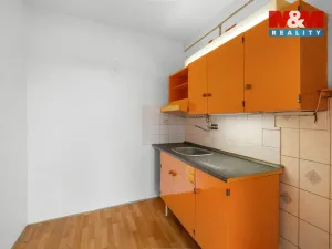 Prodej bytu 2+kk, Kladno - Kročehlavy, Na růžovém poli, 40 m2