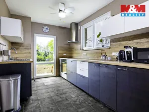 Prodej rodinného domu, Horoměřice, K Rybníku, 182 m2