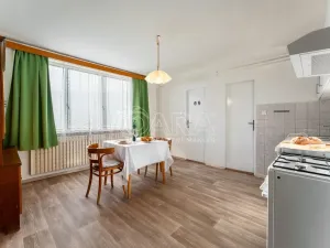 Prodej rodinného domu, Starovice, 300 m2