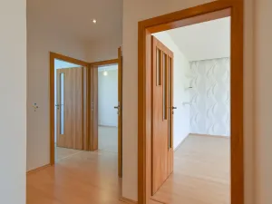 Pronájem bytu 4+1, Praha - Hlubočepy, Lohniského, 88 m2