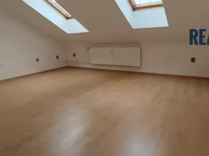 Pronájem bytu 1+kk, Brno, Hlinky, 27 m2