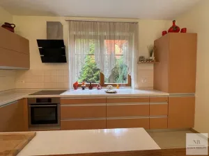 Prodej rodinného domu, Karlovy Vary, Slovenská, 170 m2