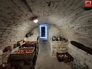 Prodej pozemku pro bydlení, Charváty, 370 m2