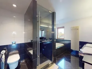 Prodej rodinného domu, Hradec Králové, Petra Jilemnického, 950 m2