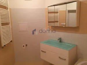 Pronájem bytu 2+kk, Praha, Na Harfě, 82 m2