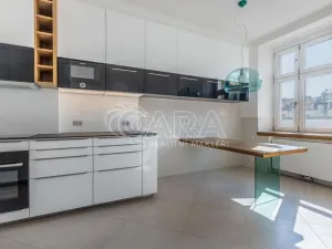 Pronájem bytu 1+1, Praha - Vršovice, Bulharská, 49 m2