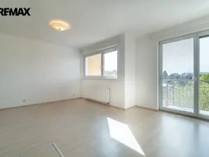 Pronájem bytu 1+kk, Praha - Letňany, Pavla Beneše, 37 m2
