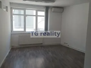 Pronájem kanceláře, Praha - Kobylisy, Nad Šutkou, 58 m2