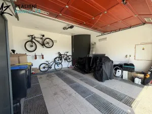 Prodej rodinného domu, Slatinky, 258 m2