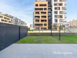 Pronájem bytu 1+kk, Praha - Hloubětín, Domalípova, 32 m2