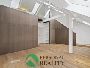 Pronájem bytu 3+1, Praha, U akademie, 130 m2