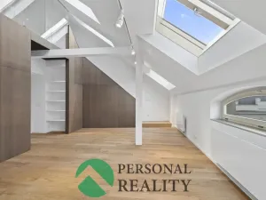 Pronájem bytu 3+1, Praha, U akademie, 130 m2