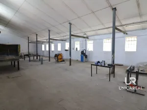 Pronájem skladu, Holubice, 1760 m2