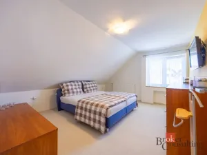 Prodej rodinného domu, Pardubice - Svítkov, Hradčanská, 126 m2