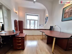 Pronájem kanceláře, Praha, Bubenečská, 51 m2