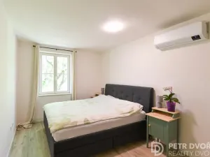 Pronájem bytu 2+kk, Praha - Vinohrady, Mánesova, 46 m2