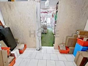 Pronájem obchodního prostoru, Praha - Kobylisy, Klapkova, 40 m2