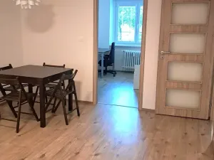 Pronájem bytu 3+1, Praha - Kobylisy, Vršní, 64 m2