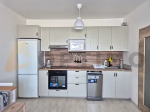 Pronájem bytu 2+kk, Kladno, Bohumila Landy, 46 m2