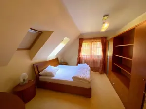 Prodej rodinného domu, Karlovy Vary, Za Motelem, 140 m2