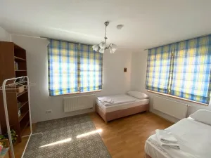Prodej rodinného domu, Karlovy Vary, Za Motelem, 140 m2