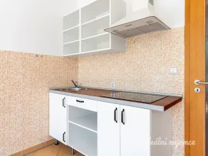 Pronájem bytu 1+kk, Praha - Stodůlky, Raichlova, 24 m2