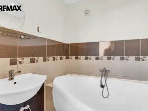 Prodej bytu 2+1, Třebíč - Horka-Domky, Kubišova, 54 m2