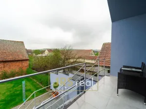 Prodej rodinného domu, Dolní Němčí, 220 m2