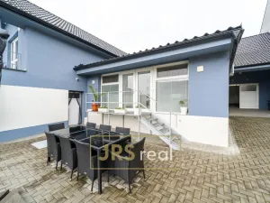 Prodej rodinného domu, Dolní Němčí, 220 m2