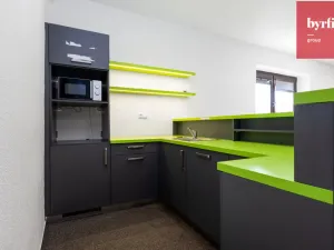 Pronájem kanceláře, Opava, Pekařská, 273 m2