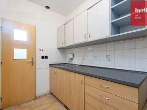 Pronájem kanceláře, Opava, Pekařská, 273 m2