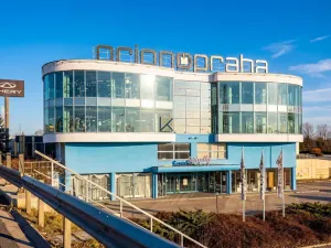 Pronájem obchodního prostoru, Praha - Křeslice, 3300 m2