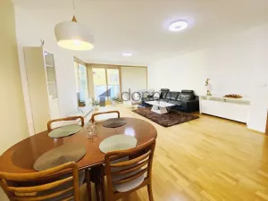 Pronájem bytu 3+kk, Praha, Jeseniova, 100 m2