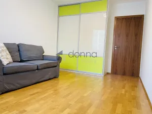 Pronájem bytu 3+kk, Praha, Jeseniova, 100 m2