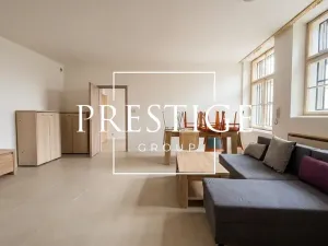 Pronájem kanceláře, Praha - Žižkov, Jeronýmova, 65 m2