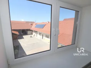 Prodej rodinného domu, Čikov, 418 m2