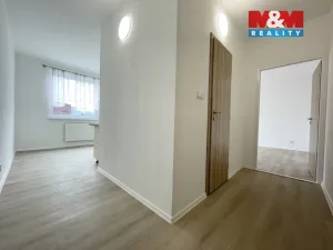 Pronájem bytu 1+1, Sokolov, Křížová, 40 m2