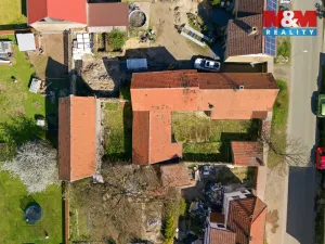 Prodej zemědělské usedlosti, Kněževes, Pražská, 90 m2