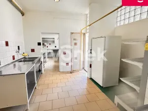 Pronájem restaurace, Zlín, Antonínova, 174 m2