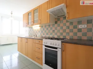 Pronájem bytu 3+1, Ostrov, Jungmannova, 76 m2