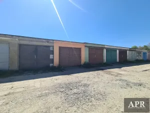 Pronájem garáže, Uherský Brod, Šumická, 18 m2