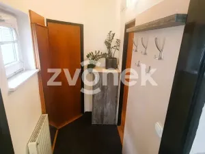 Pronájem kanceláře, Zlín, 28 m2