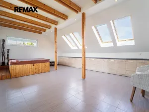 Prodej rodinného domu, Chrášťany, 175 m2