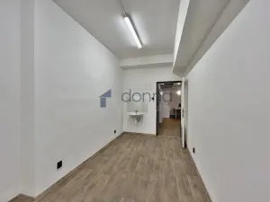 Pronájem obchodního prostoru, Praha, Šrobárova, 139 m2