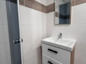 Prodej bytu 1+kk, Meziboří, B. Němcové, 35 m2