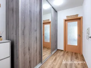 Pronájem bytu 2+kk, Praha - Libeň, Davídkova, 57 m2